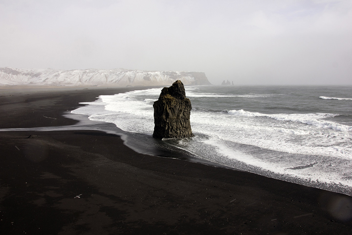 plage nier en islande