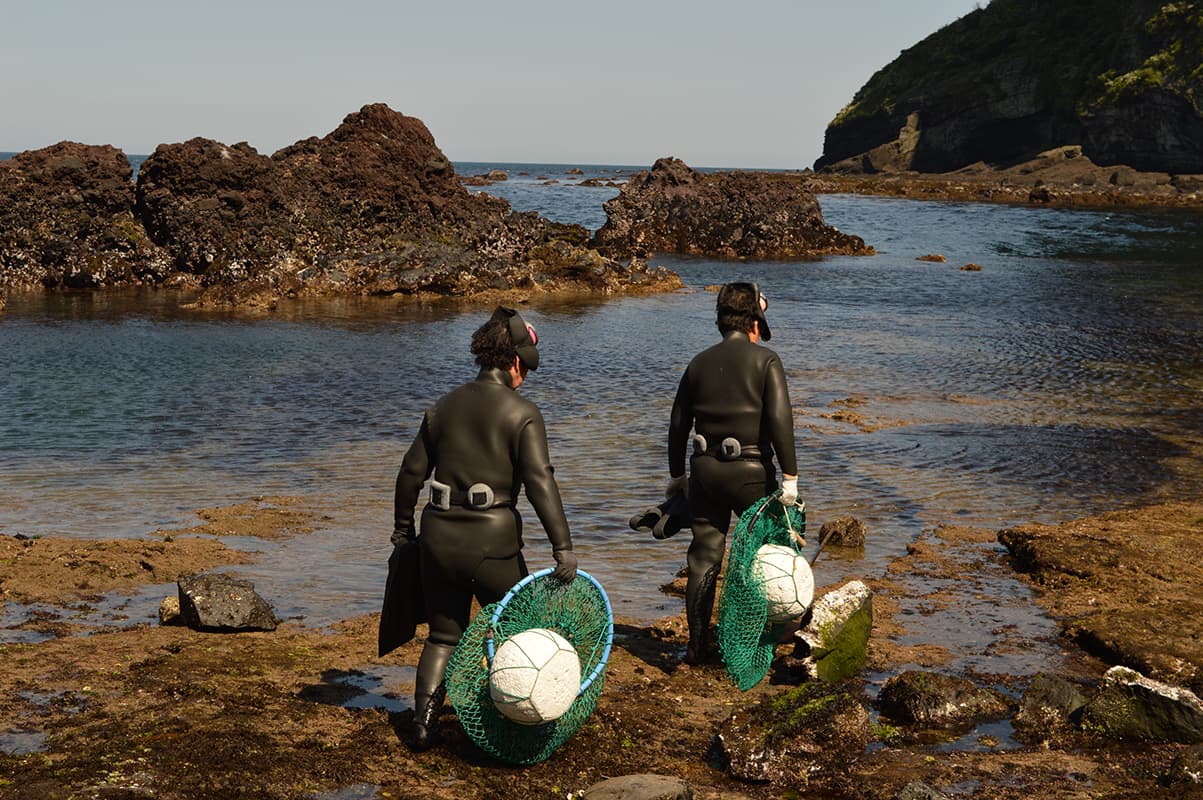 Plongeur partant à la pêche en Corée du Sud